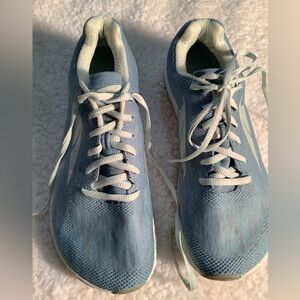 Women’s Altra Escalantes